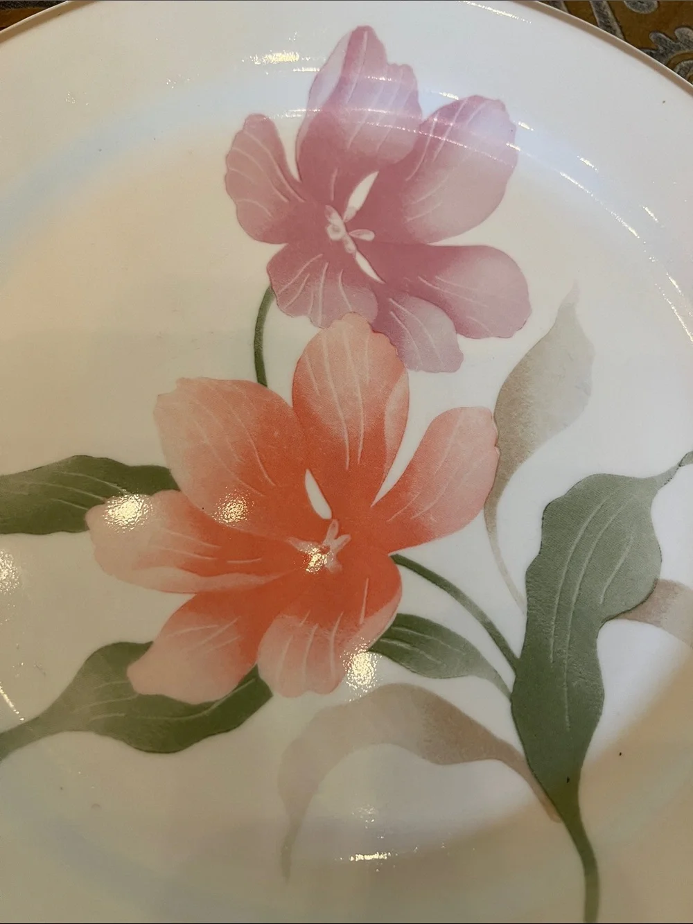 RARE FIND 10” Corelle PACIFICA Dinner plate. Peach/ Pink tropical hibiscus